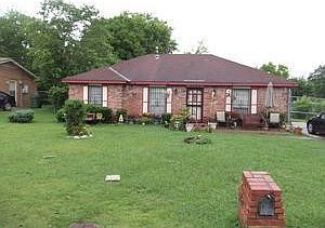 1st image of 5208 W Shades Valley Dr