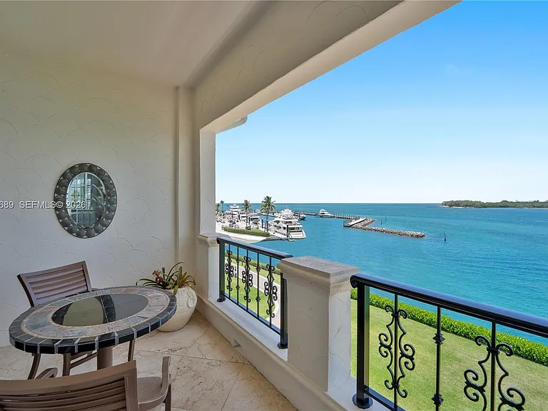 2244 Fisher Island Dr #3404 — Photo 19