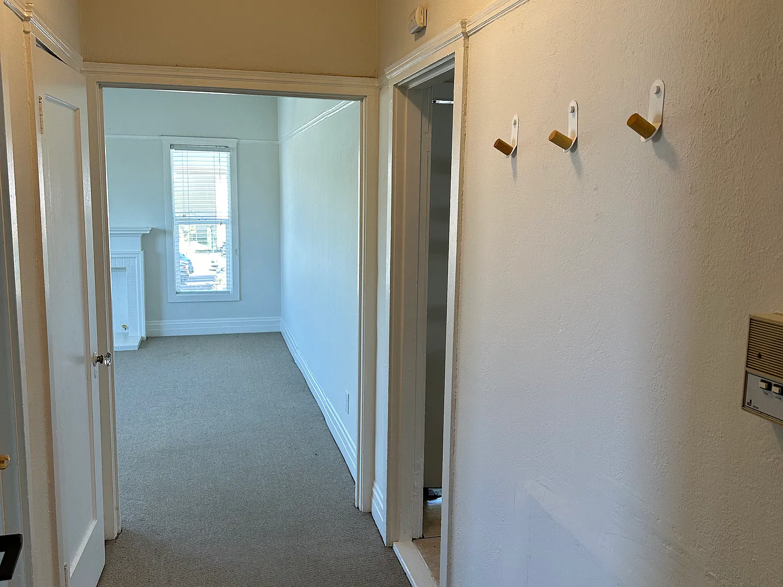 1 bed, 675 sqft, $2,300 — Photo 3