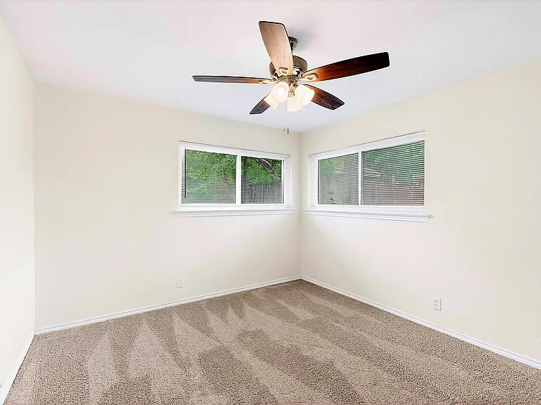 3632 Venice Dr — Photo 34