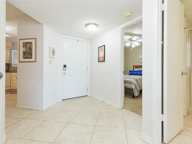 6080 Bahia Del Mar Cir #113 — Photo 9