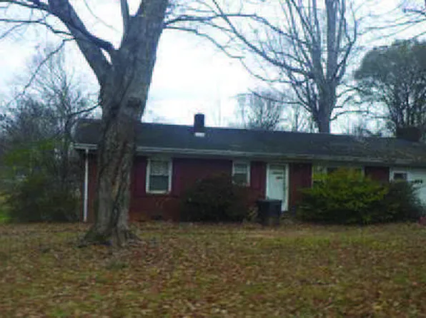 1609 Dogwood Ln, Statesville, NC 28625