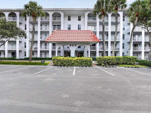 950 Ponce De Leon Rd APT 511, Boca Raton, FL 33432