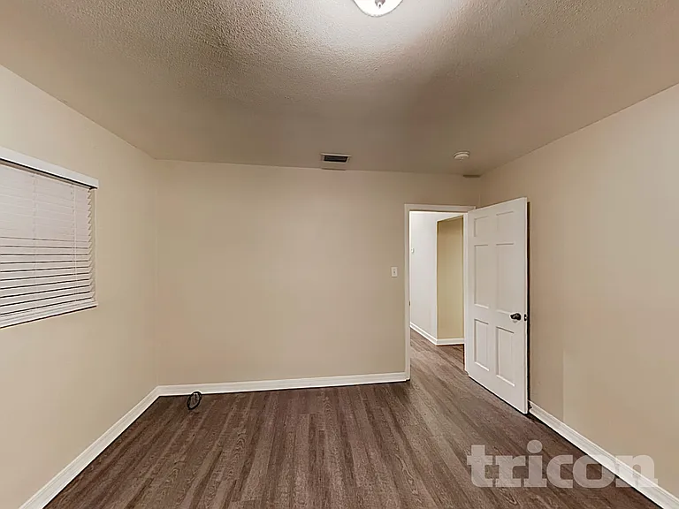 4011 W Nassau St — Photo 11