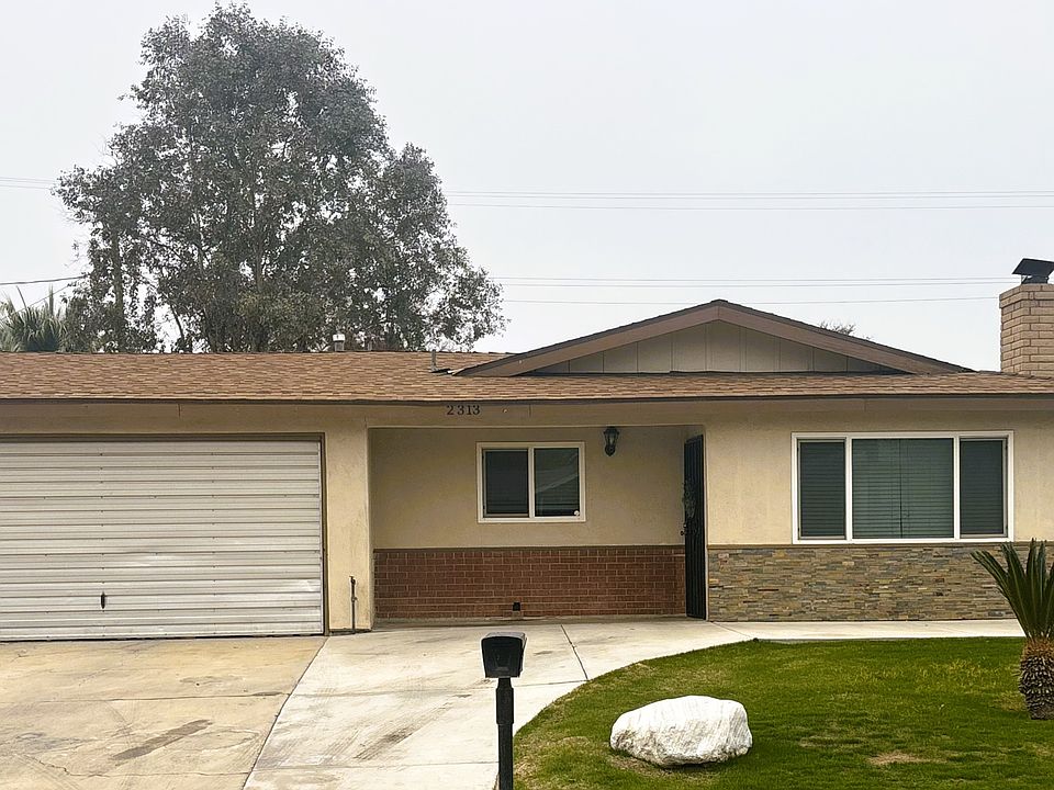 1st image of 2313 Oriole St