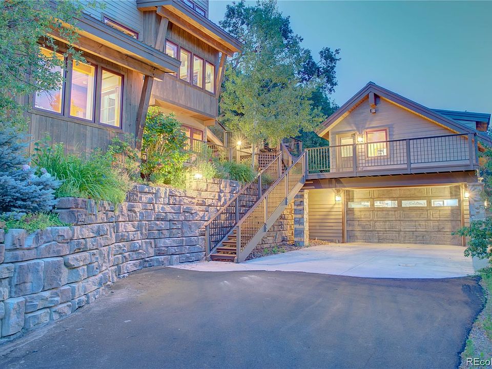 1st image of 2770 Laurel Ln