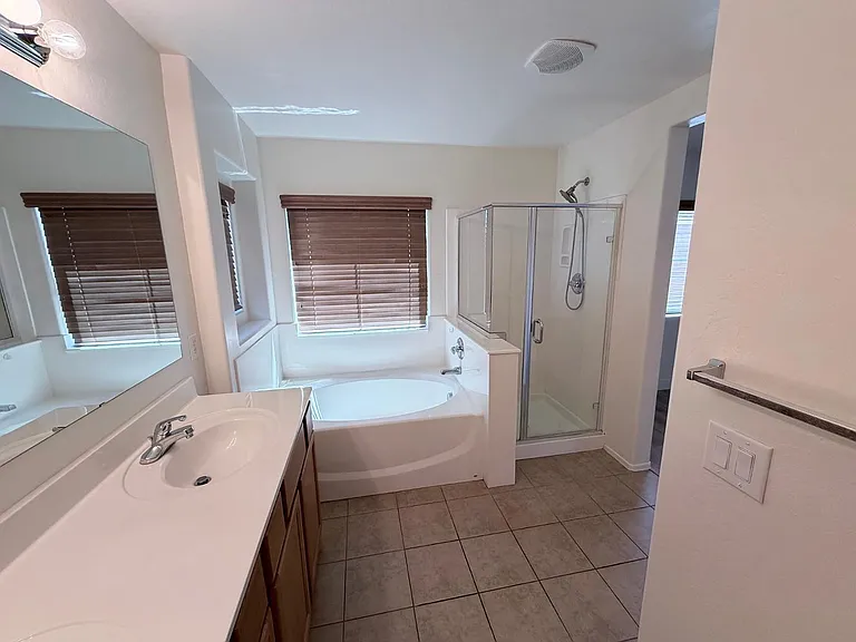 3938 S Napa Ln — Photo 17
