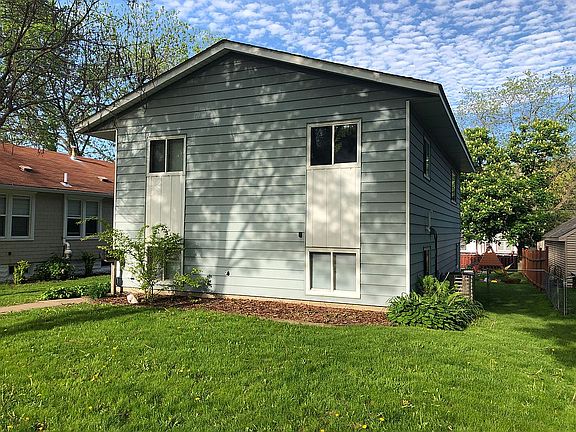 4th image of 514 17th Ave N