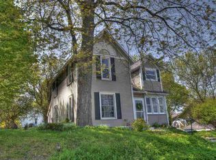 926 Curtis Ave, Petoskey, MI 49770