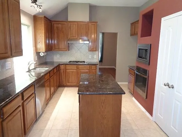 13006 Brayton Ct — Photo 16