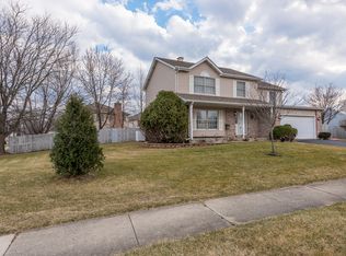 845 Idaho St, Carol Stream, IL 60188