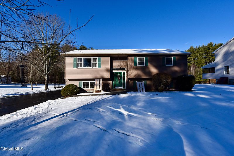 4th image of 86 3rd Avenue