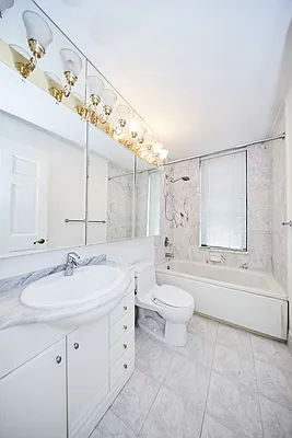 Rented by RSNY Realty | media 7