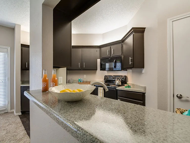 Summerstone Apartments — Photo 17