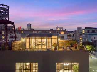 255 3rd St APT 312, Oakland, CA 94607