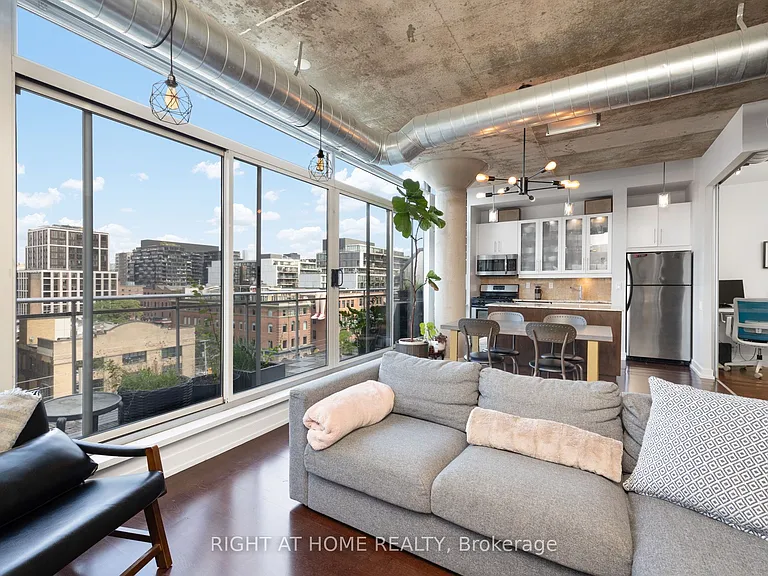 66 Portland St #Penthouse 805 — Photo 7
