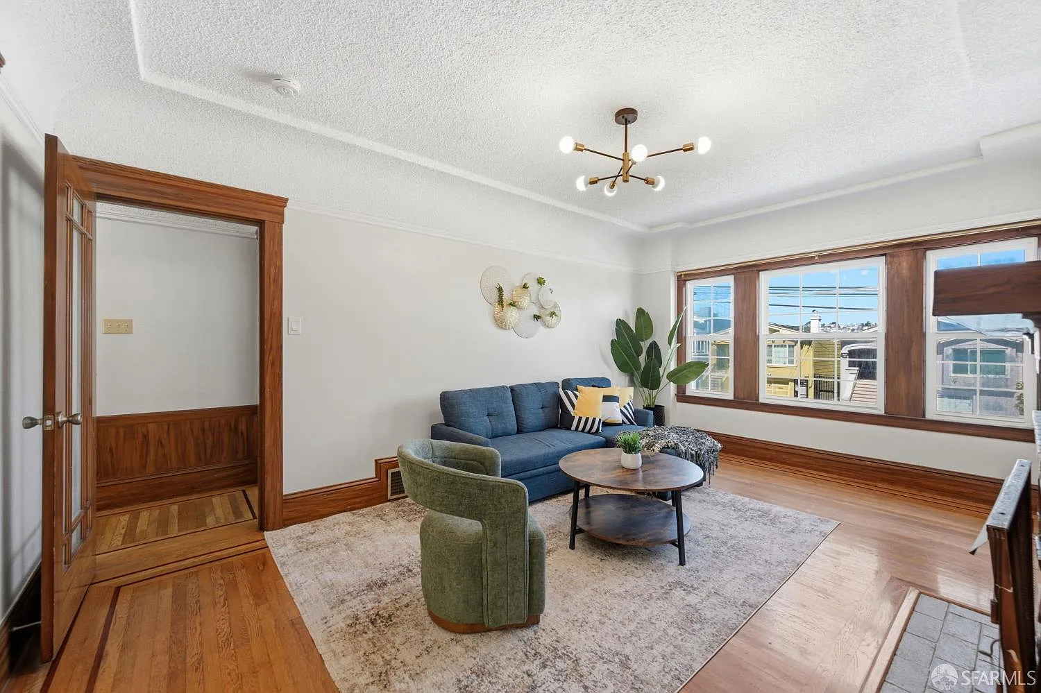 1135 Naples St - Photo 5