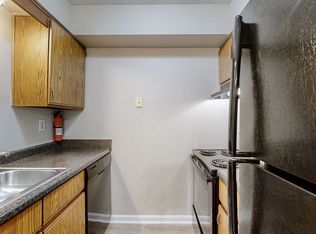 Breckinridge Pointe Apartments, Louisville, KY 40220