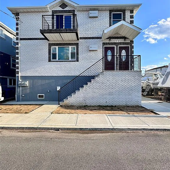 9976 164th Ave — Photo 1