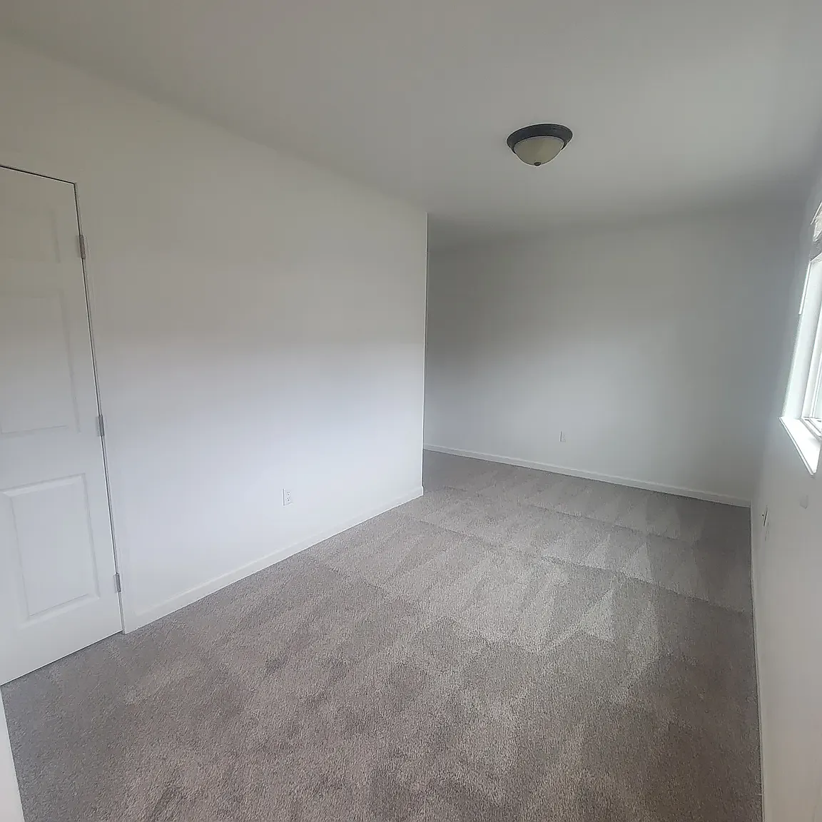 1450 Colorado Ave — Photo 3