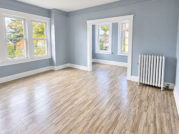 3rd image of 708 Kensington Ave #E