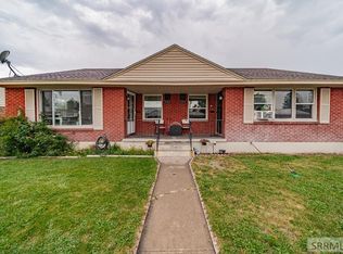 590-592 Holbrook Dr, Idaho Falls, ID 83401