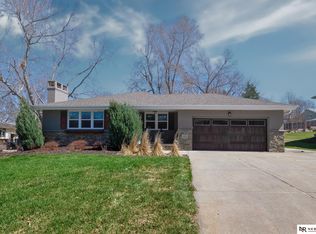 1205 S 165th St, Omaha, NE 68130