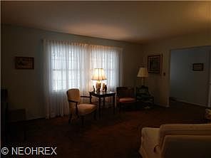 2nd image of 3833 Kenwood Dr