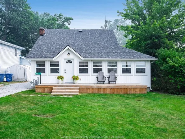 13 Beach Blvd, Leamington, ON N0P 2P0