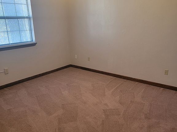2nd image of 2993 Woodrich Dr APT C