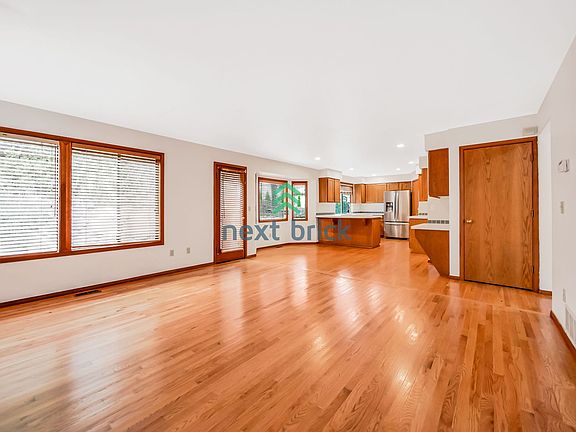 2nd image of 29329 55th Ave S
