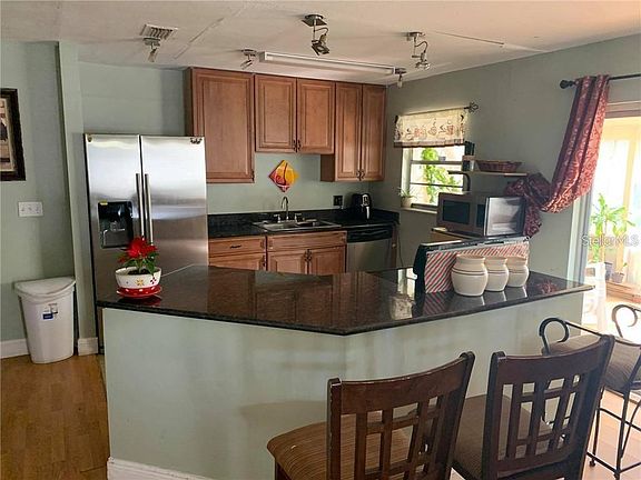 2nd image of 1314 Mill Creek Pl