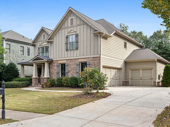 2nd image of 2678 Devin Ct SE