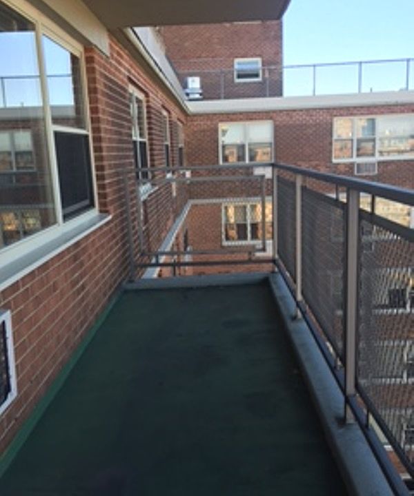 1st image of 2930 W 5th St APT 23B