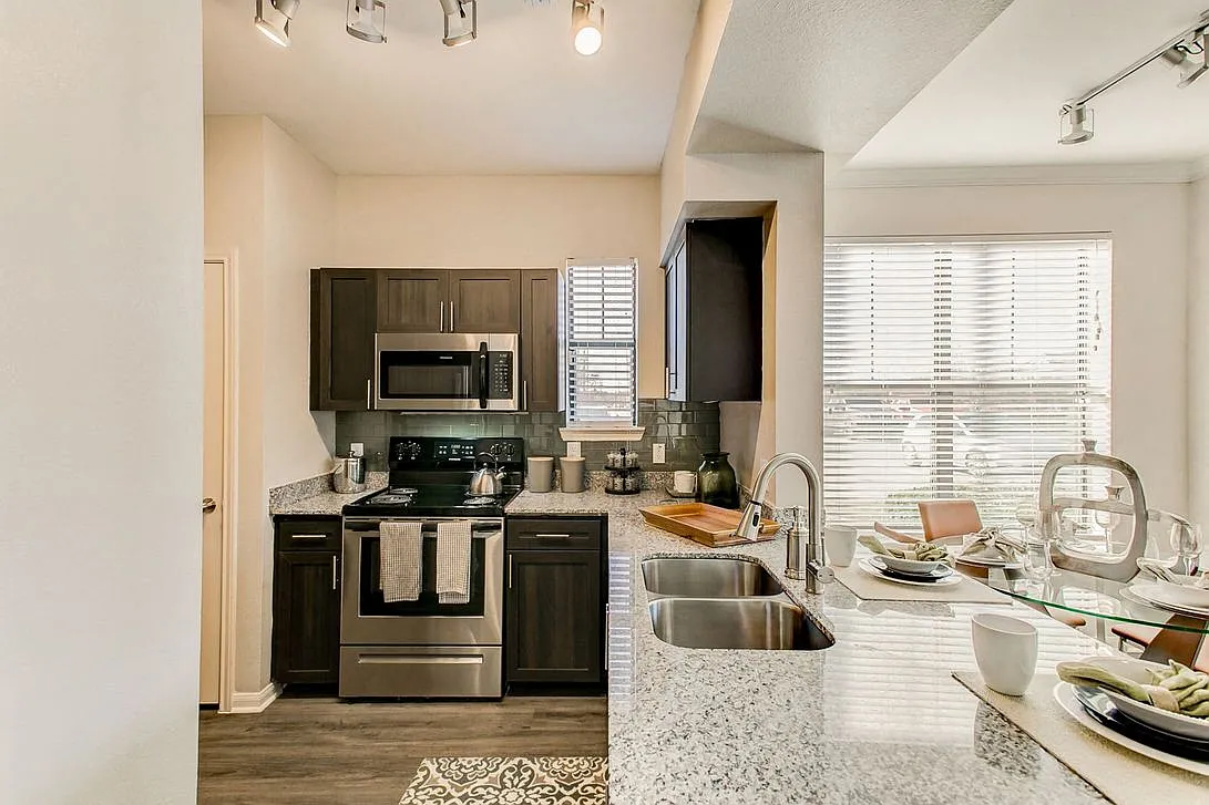 Watervue Apartment Homes — Photo 2
