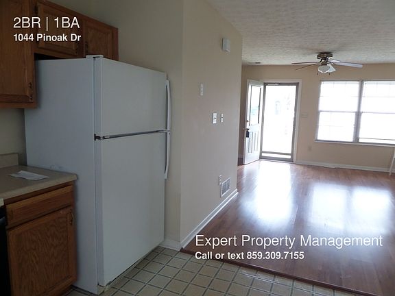 2nd image of 1044 Pinoak Dr