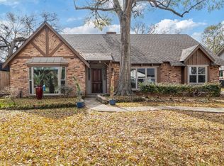 10503 Raritan Dr, Houston, TX 77043
