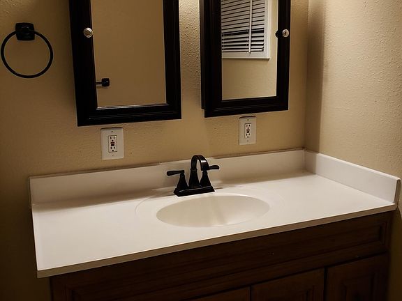 3rd image of 1502 Torthay Pl