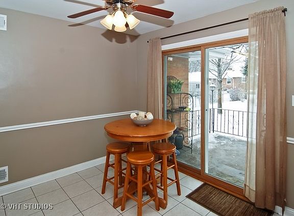 4th image of 2328 Belleview Ave