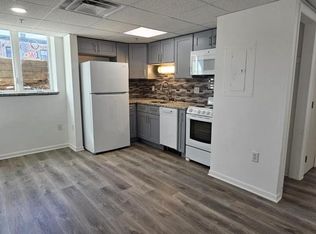 218 N Main St APT 20, Fort Atkinson, WI 53538