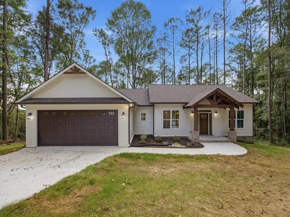 299 Eagle Dr, Cohutta, GA 30710