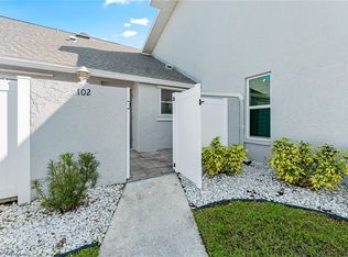 621 SW 3rd Ct APT 102, Cape Coral, FL 33991