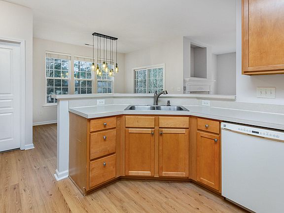4th image of 4308 Brynwood Ave