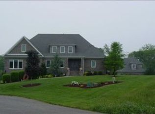 1410 Windcrest Ct, Bowling Green, KY 42103