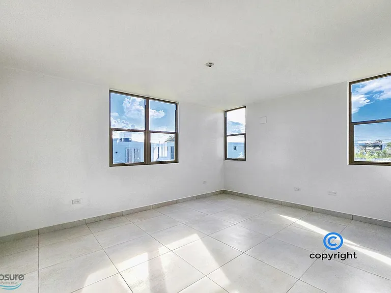 Calle 104 Calle 104 River View 82 At Ciudad Jardin #82 — Photo 4