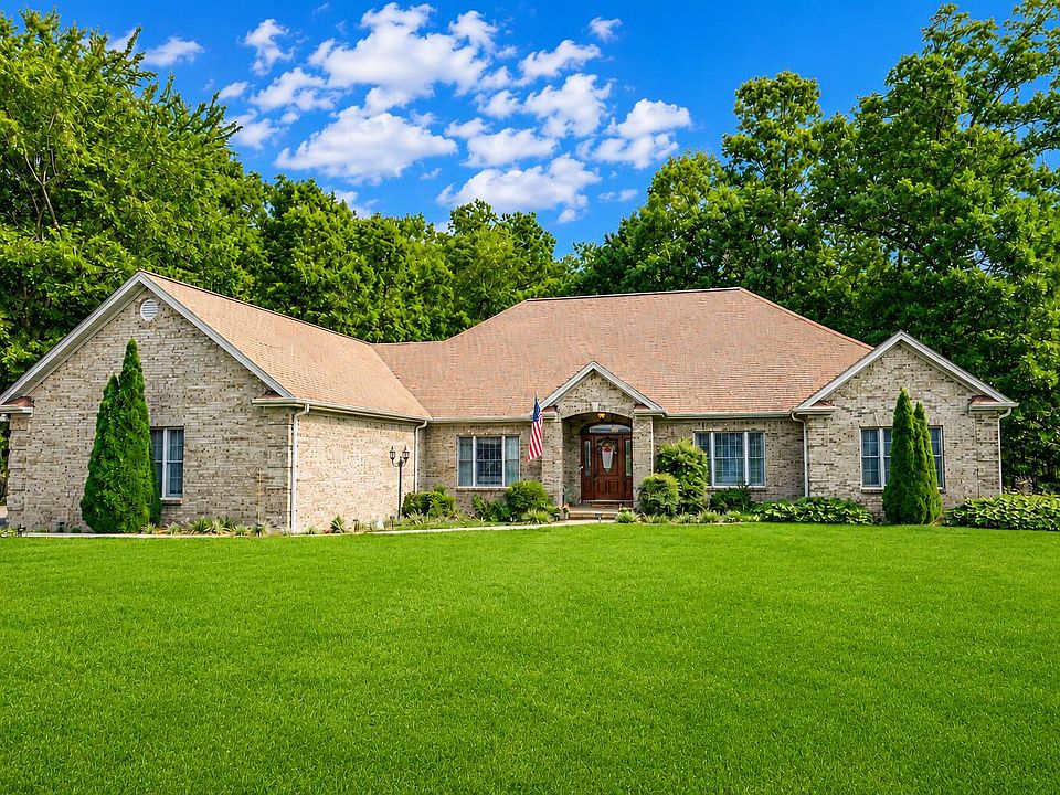 1st image of 1209 Douglas Cir