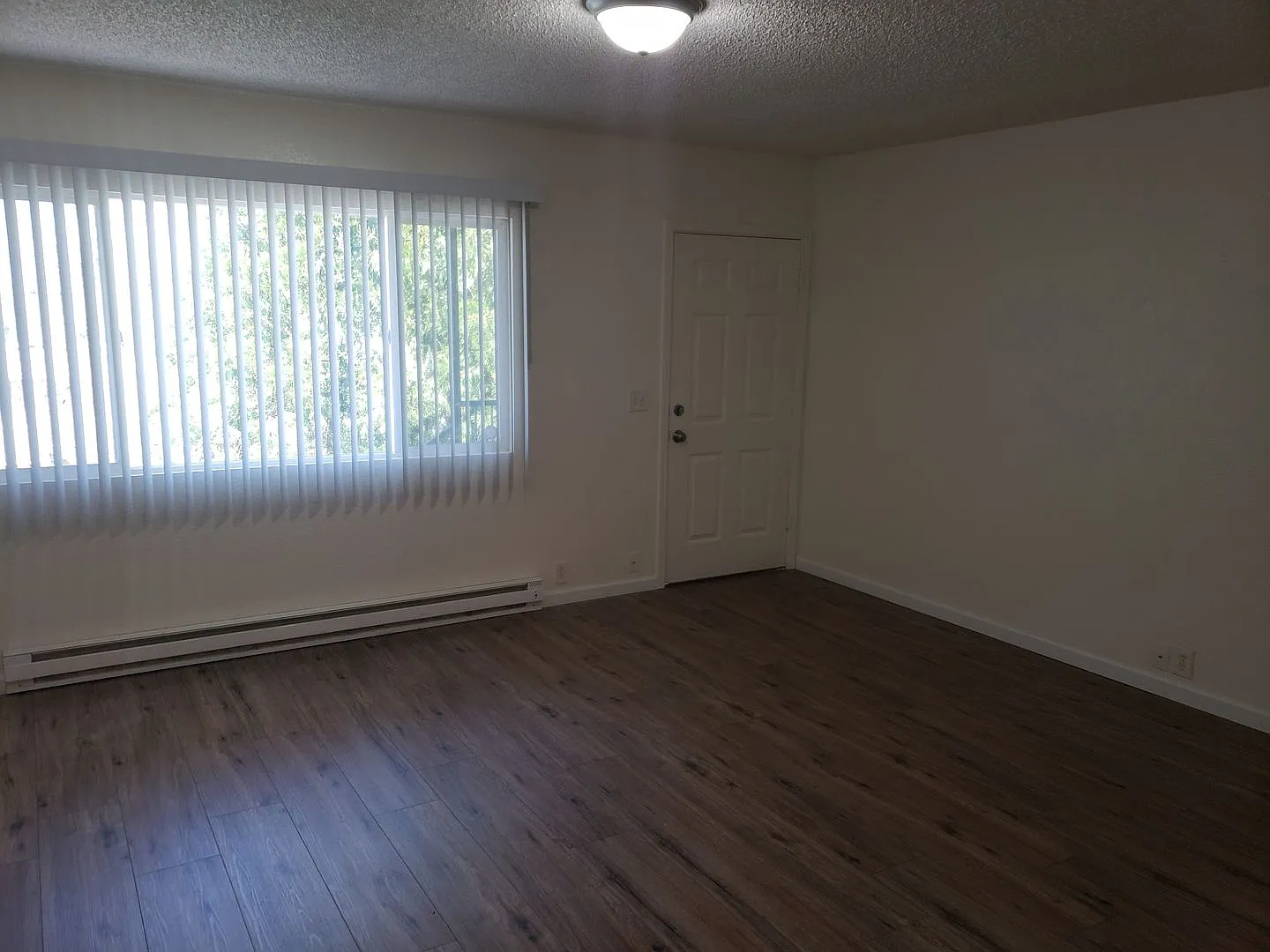 1555 Olive Avenue — Photo 2