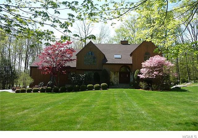 1st image of 3 Tall Trees Ct