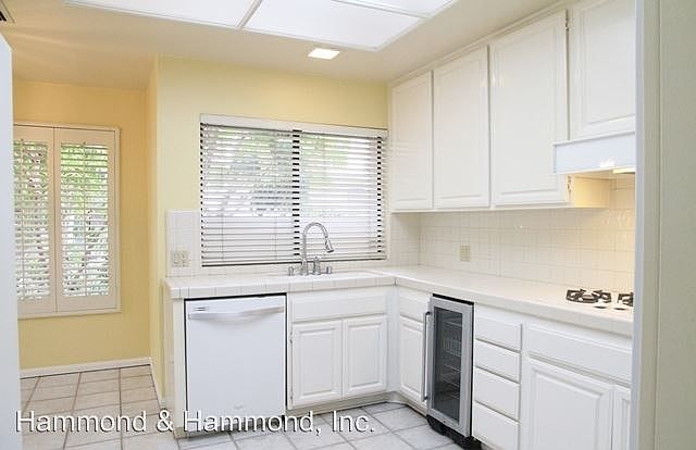 1st image of 18757 Hatteras St Unit 18