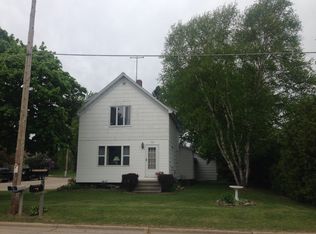 405 Quincy St, Oconto Falls, WI 54154